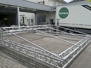 Modenschau Installation Dannenmann Weinstadt006